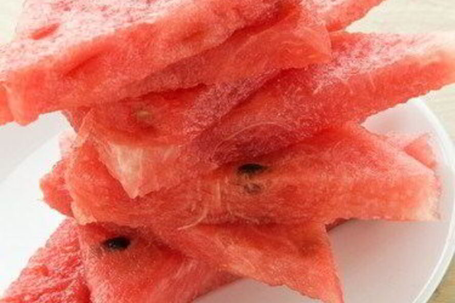 Рецепт ломтиков арбуза, маринованные в текиле, с крупной солью