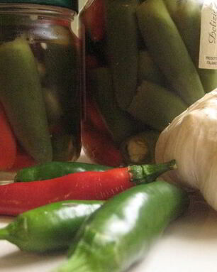 Маринованные перчики Чили