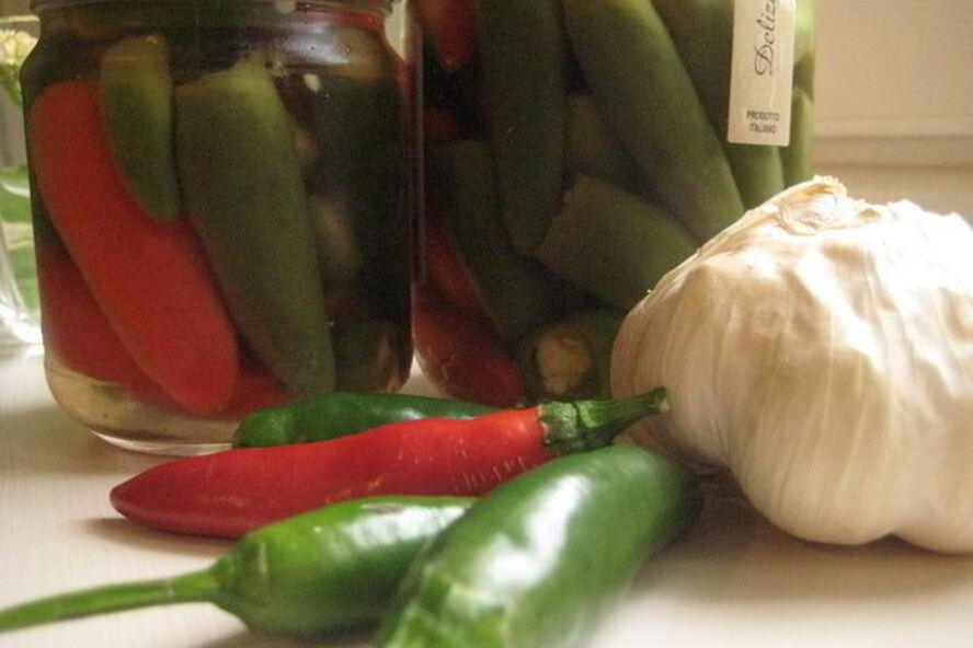 Рецепт маринованных перчиков чили