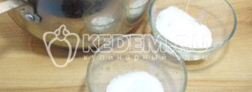 маринованные помидоры на зиму в банках с базиликом. Шаг 7