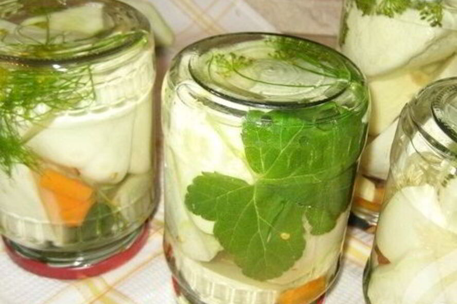 Рецепт патиссонов, маринованных кусочками