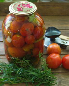 Помидоры в банках на зиму