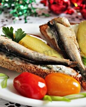 Шпроты из кильки домашние на зиму