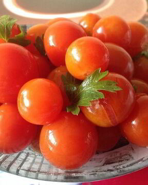 Быстрые малосольные помидоры