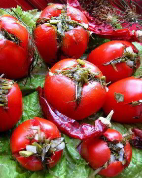 Малосольные помидоры суточные