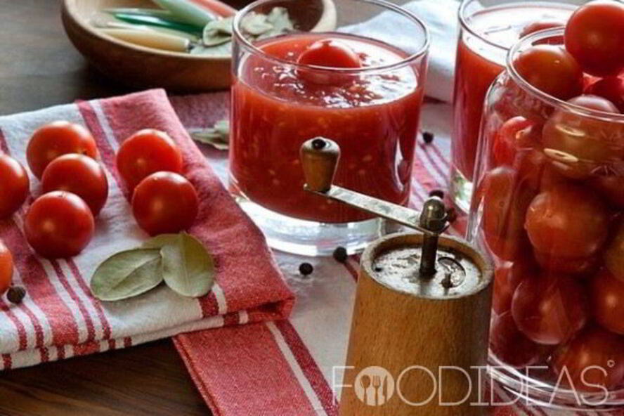 Рецепт помидоров в собственном соку