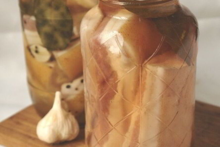 Рецепт сала в рассоле с чесноком