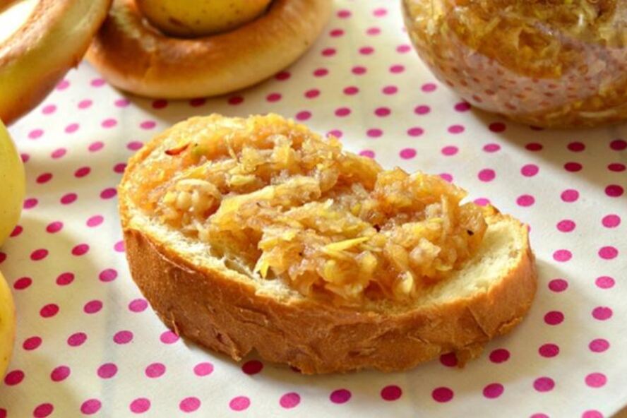 Рецепт быстрого яблочного варенья с корицей