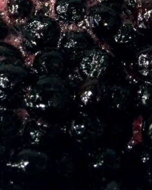 Классическое варенье из черноплодной рябины