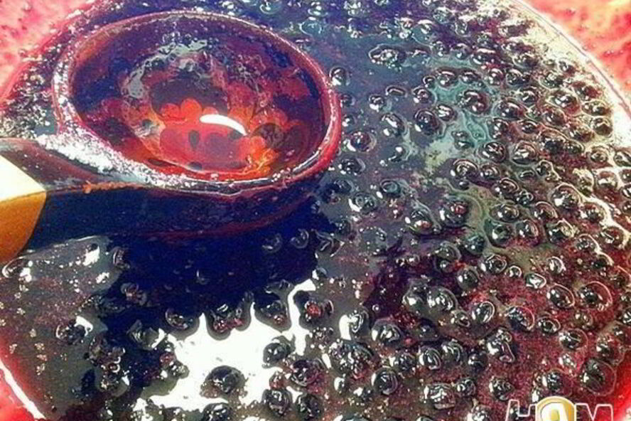 Рецепт варенья из черной смородины пятиминутка