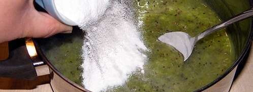 варенье из крыжовника с киви. Шаг 4