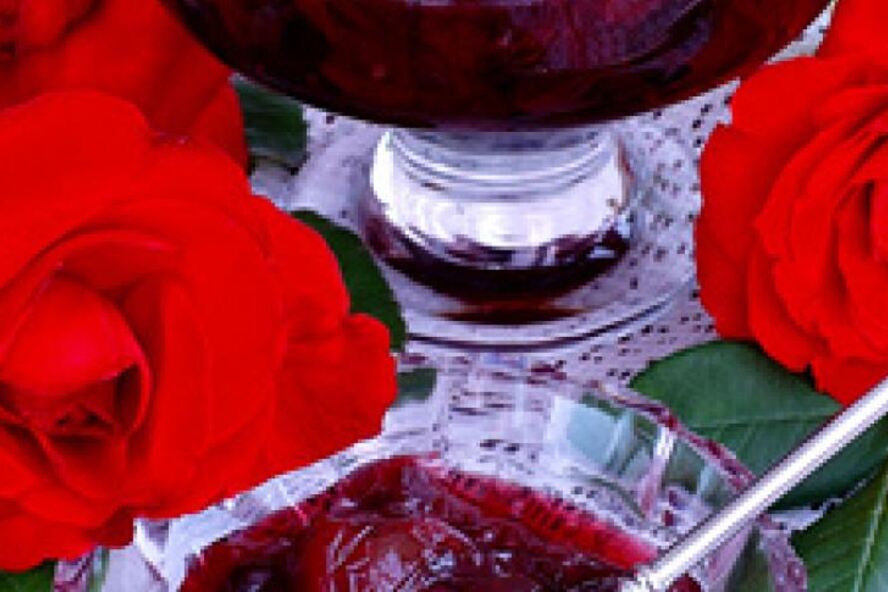 Рецепт варенья из лепестков роз