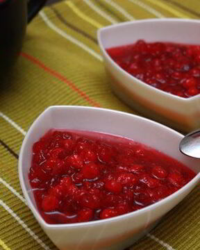 Варенье из шиповника с косточками