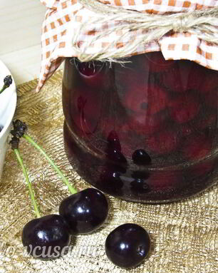 Вишня в собственном соку на зиму