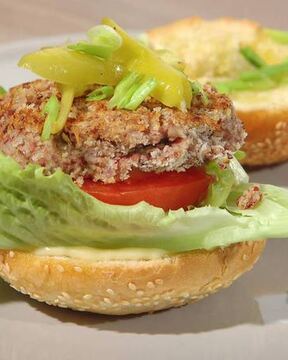 Бургеры с красной фасолью и грибами