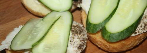 бургеры с отварным куриным филе и вялеными томатами. Шаг 5