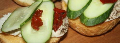 бургеры с отварным куриным филе и вялеными томатами. Шаг 6