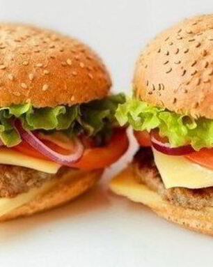 Гамбургеры с домашними булочками на дрожжах