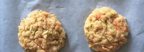 постный бургер с котлетой из нута и свекольным соусом. Шаг 8