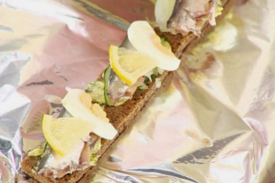 Рецепт бутербродов с килькой