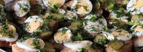 бутерброды с консервированным лососем. Шаг 4