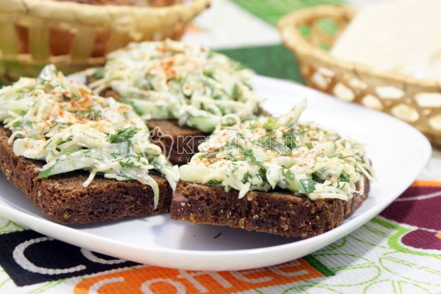 Рецепт бутербродов с салатом