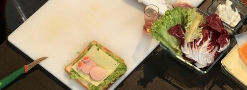 детские бутерброды львенок и зайчонок. Шаг 2