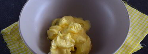 горячие бутерброды с колбасой и сыром в духовке. Шаг 4