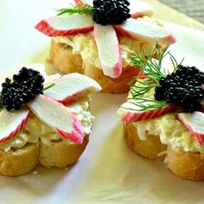 Бутерброды с икрой
