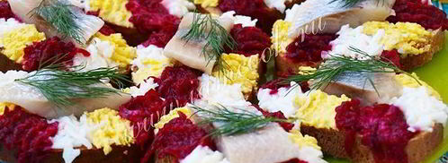 праздничные бутерброды с сельдью. Шаг 6