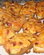 Простые горячие бутерброды в духовке