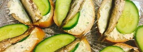 закусочные бутерброды со шпротами. Шаг 8