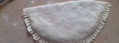 чебуреки из слоеного теста. Шаг 10