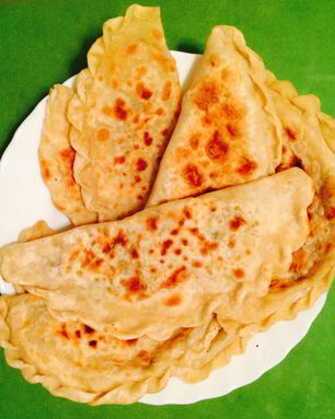 Чебуреки с грибами и сыром