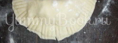 чебуреки с сыром. Шаг 3