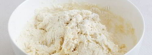 чебуреки с творогом и зеленью. Шаг 3