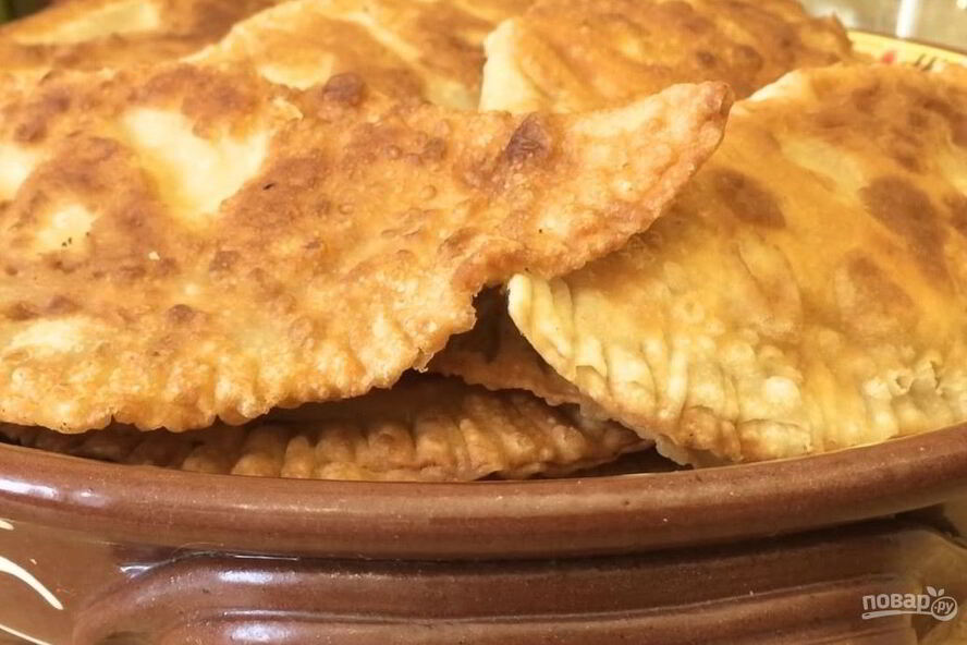 Рецепт теста для чебуреков на холодной воде