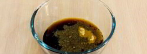 дорадо, маринованная в соевом соусе, запеченная с травами. Шаг 4