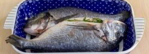 дорадо, маринованная в соевом соусе, запеченная с травами. Шаг 5