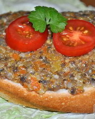 Икра из шампиньонов с овощами