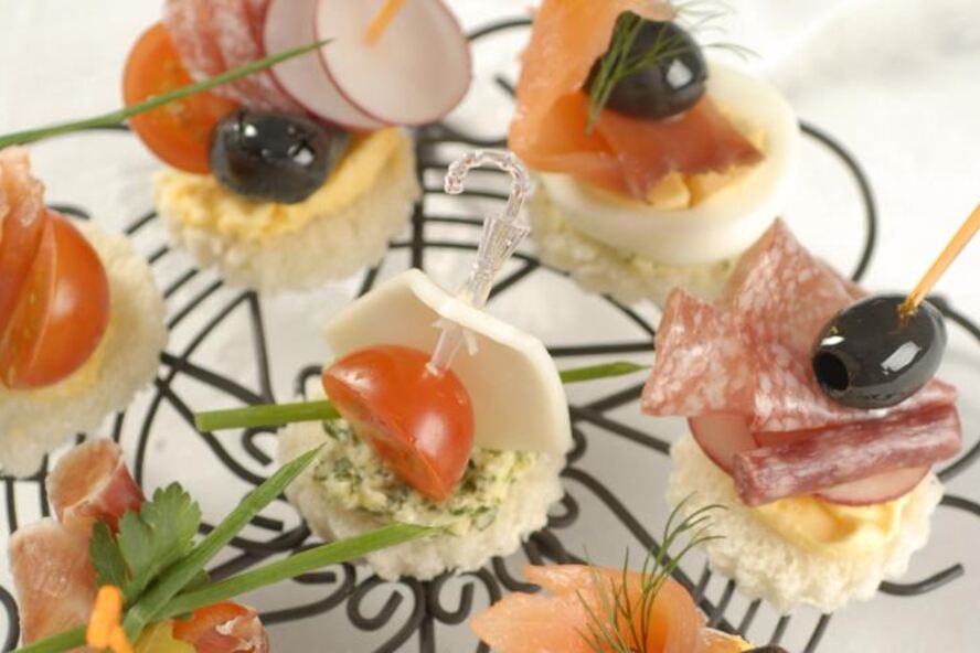 Рецепт канапе ассорти