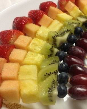 Канапе из фруктов