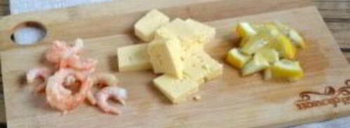 канапе с креветками на шпажках. Шаг 2