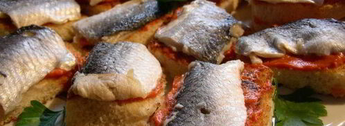 канапе с селедкой и томатным маслом. Шаг 6