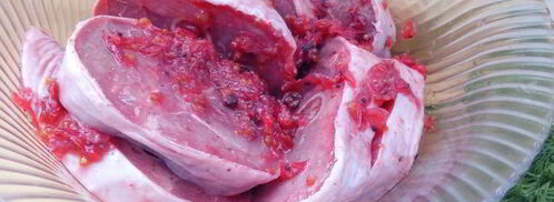 медальоны из голени индейки, маринованные в ягодном соке. Шаг 2