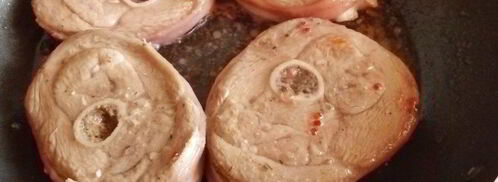 медальоны из голени индейки, маринованные в ягодном соке. Шаг 3