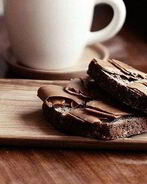 Норвежский коричневый сыр Брюност