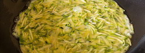 кабачковый омлет с сыром. Шаг 5