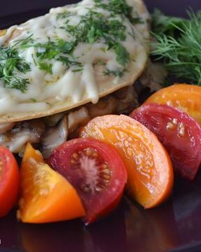 Омлет с сыром и грибами