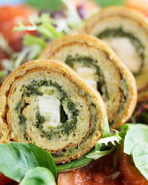 Омлетные трубочки со шпинатом и хлопьями